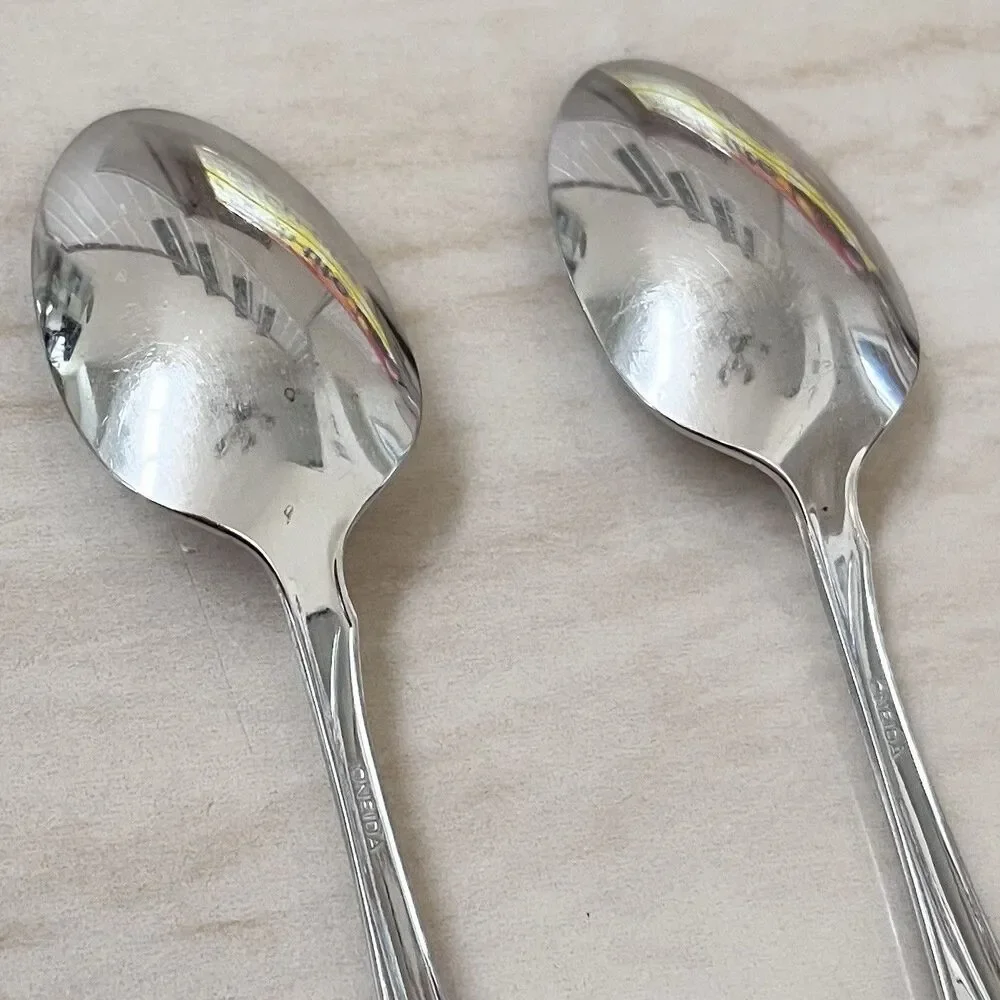 2pc ONEIDA Flight-Reliance Stainless Oval Soup Spoon 6 3/4” Glossy Flatware USA